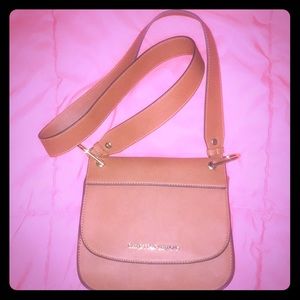 💎Christian Siriano Crossbody Bag in Brown 💎